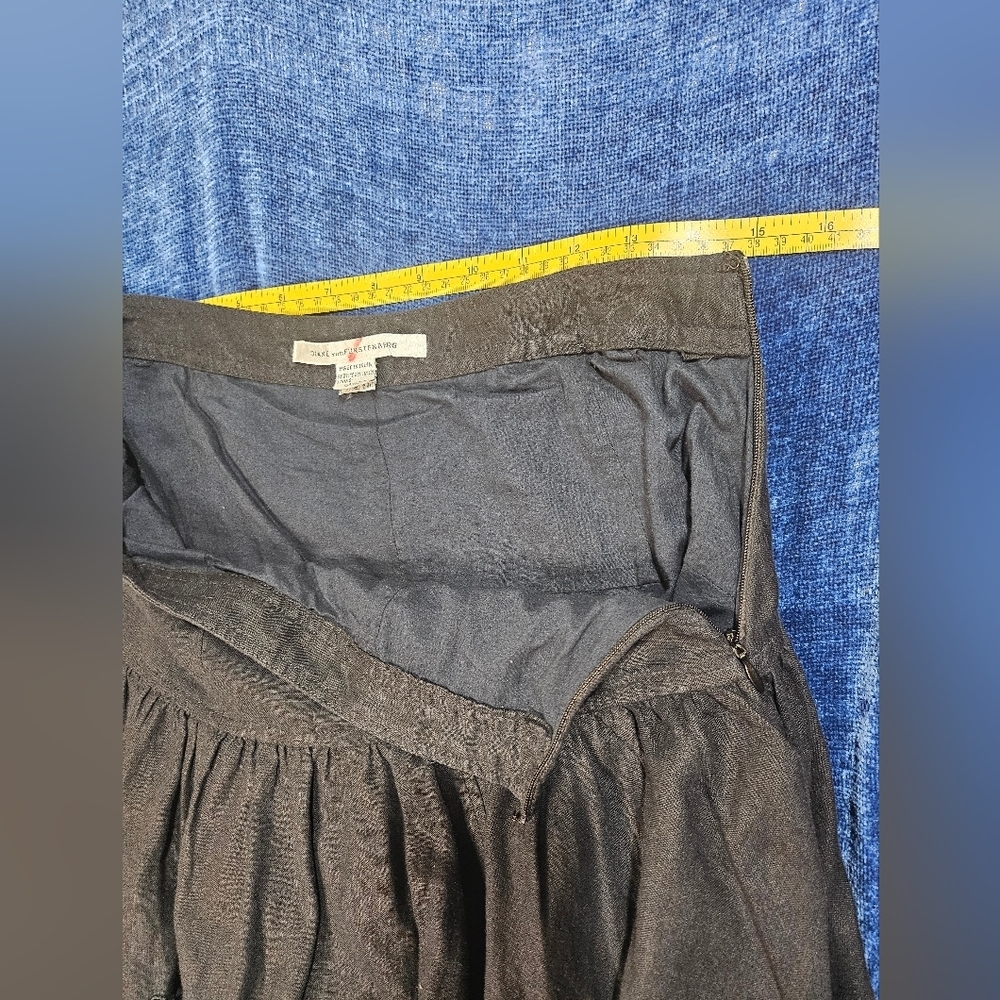 Vintage Y2K Diane vonFurstenberg DVF Black Linen Floral Mini Skirt Medium - Picture 6 of 8